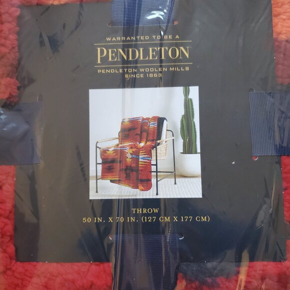 🔥🔥 Pendleton Sherpa Fleece Throw Short Sands Red Reversible 50”x70” New - Picture 5 of 5